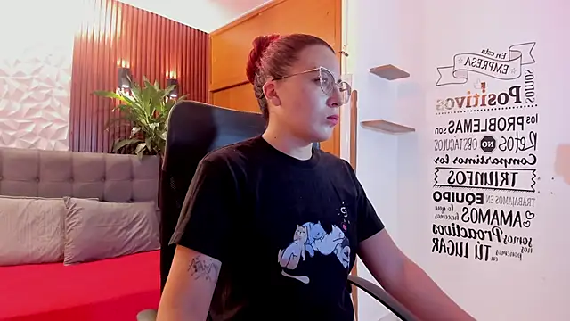 Snapshot of allison_mc chatting on February 2026 11:37:01 PM allison mc online show from February 2026 11:37:01 PM