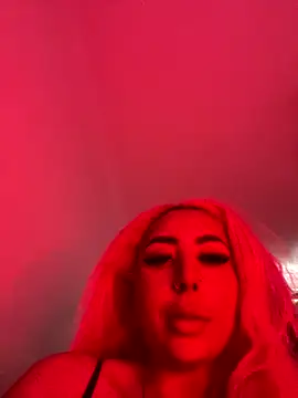 Snapshot of zara_bellexx chatting on October 2025 03:34:01 PM zara bellexx online show from October 2025 03:34:01 PM