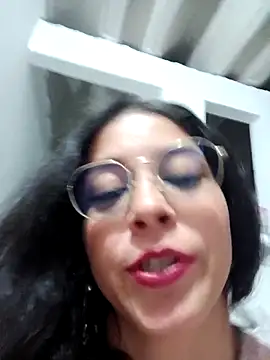 Eloisa smith online show from October 2025 04:33:01 AM