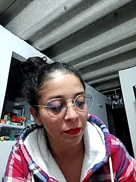 Eloisa smith online show from October 2025 05:22:01 AM