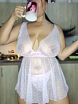 karla-bruni online show from February 2026 10:10:01 AM