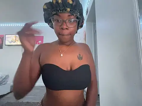 twerkaholic120 online show from October 2025 03:46:02 PM