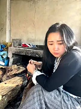 miemie-xx online show from November 2025 01:18:01 AM