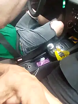 Snapshot of Merlin2310 chatting on November 2025 08:09:01 PM Merlin2310 online show from November 2025 08:09:01 PM