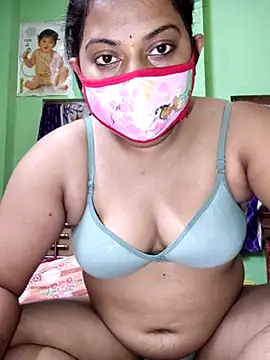 Snapshot of MAGGO-11 chatting on October 2025 06:43:01 PM MAGGO-11 online show from October 2025 06:43:01 PM