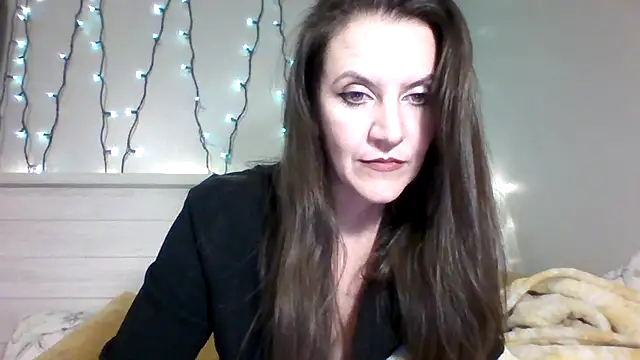 easy briezy online show from October 2025 01:40:01 AM