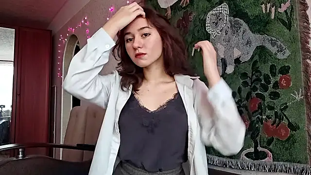 Snapshot of MiaLovelyOne chatting on March 2026 07:24:02 AM MiaLovelyOne online show from March 2026 07:24:02 AM