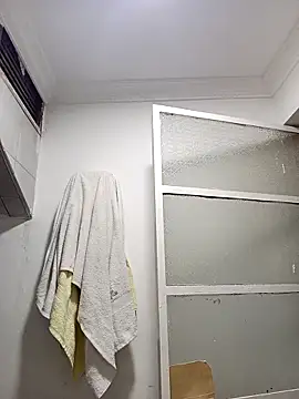 AbbyLewiis online show from November 2025 09:45:01 AM