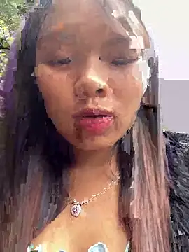 hello-cute online show from November 2025 04:18:01 AM