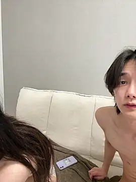 Snapshot of RAITO_ST chatting on April 2026 11:27:02 PM RAITO ST online show from April 2026 11:27:02 PM