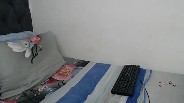 Snapshot of Lacey76 chatting on December 2025 08:07:02 AM Lacey76 online show from December 2025 08:07:02 AM