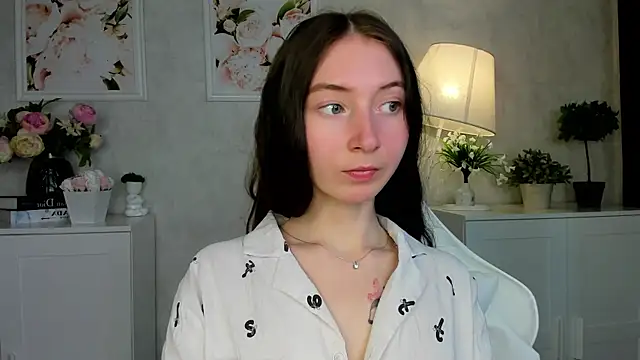 Snapshot of try_love_ chatting on October 2025 09:21:02 AM try love online show from October 2025 09:21:02 AM