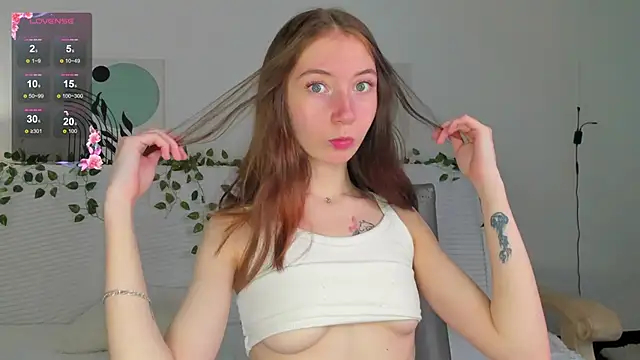 Snapshot of try_love_ chatting on November 2025 08:04:01 AM try love online show from November 2025 08:04:01 AM