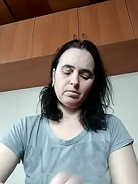 Snapshot of Ella-433 chatting on February 2026 10:44:02 AM Ella-433 online show from February 2026 10:44:02 AM
