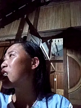 jerry-xx online show from April 2026 01:11:01 PM