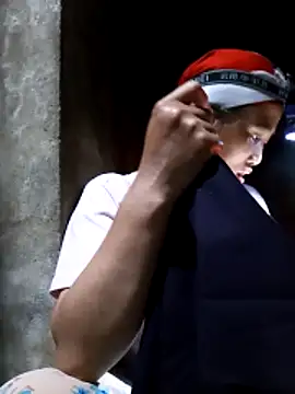 jerry-xx online show from April 2026 02:10:01 PM