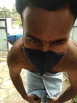 Snapshot of SL_BEAR chatting on December 2025 05:03:02 AM SL BEAR online show from December 2025 05:03:02 AM