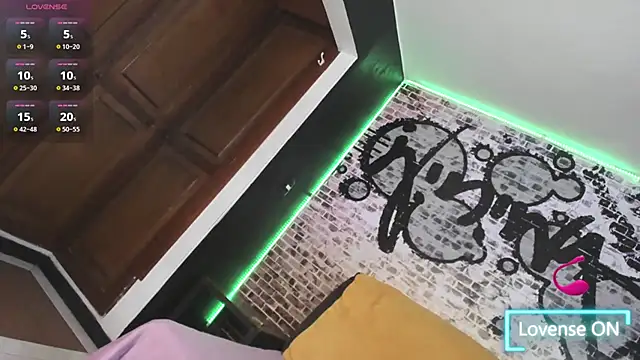 Snapshot of SaadyDeepAss chatting on November 2025 02:09:01 PM SaadyDeepAss online show from November 2025 02:09:01 PM