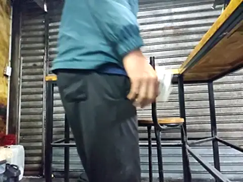 Snapshot of Racso100 chatting on February 2026 12:45:02 PM Racso100 online show from February 2026 12:45:02 PM