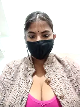 Hot radhaji online show from November 2025 05:58:02 PM