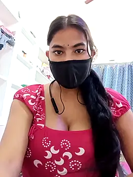 Snapshot of Hot_radhaji chatting on March 2026 01:50:01 PM Hot radhaji online show from March 2026 01:50:01 PM