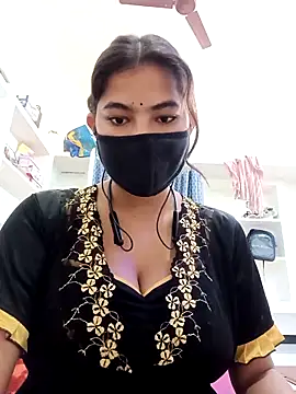 Snapshot of Hot_radhaji chatting on March 2026 02:15:01 AM Hot radhaji online show from March 2026 02:15:01 AM