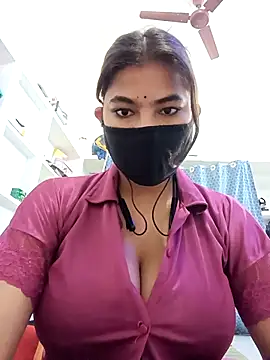 Snapshot of Hot_radhaji chatting on March 2026 02:33:02 AM Hot radhaji online show from March 2026 02:33:02 AM