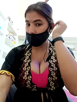 Snapshot of Hot_radhaji chatting on April 2026 01:14:01 AM Hot radhaji online show from April 2026 01:14:01 AM
