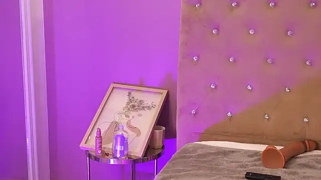 Snapshot of ClaraPasssion chatting on November 2025 08:57:01 PM ClaraPasssion online show from November 2025 08:57:01 PM