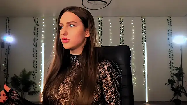 Alicia art  online show from November 2025 07:57:01 PM