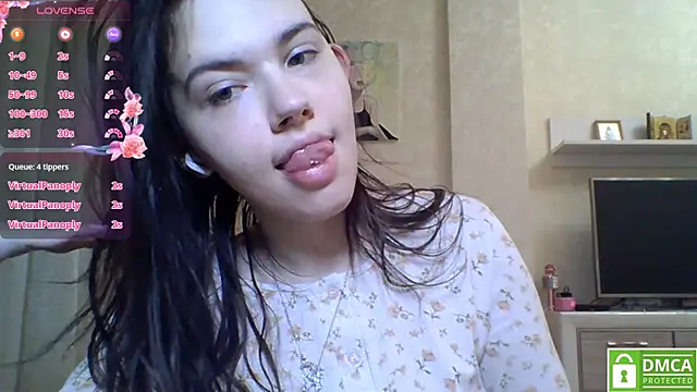 Snapshot of CeyaLier chatting on June 2026 07:40:01 PM CeyaLier online show from June 2026 07:40:01 PM