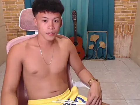 Snapshot of ur_naughtyboy_patrick chatting on November 2025 01:56:02 PM ur naughtyboy patrick online show from November 2025 01:56:02 PM