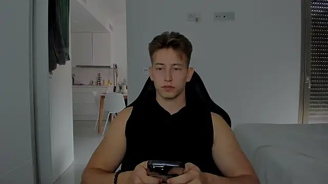 Snapshot of find0m_master chatting on March 2026 03:18:02 PM find0m master online show from March 2026 03:18:02 PM