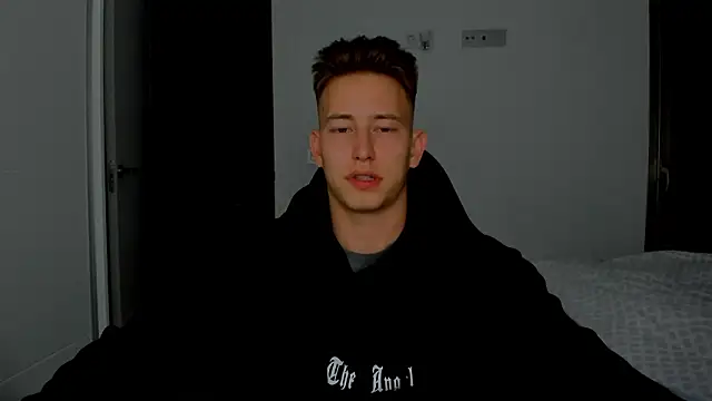 Snapshot of find0m_master chatting on March 2026 07:53:01 PM find0m master online show from March 2026 07:53:01 PM