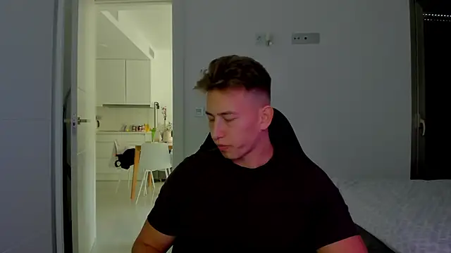 Snapshot of find0m_master chatting on March 2026 03:05:02 PM find0m master online show from March 2026 03:05:02 PM