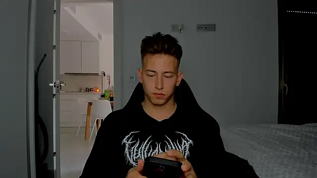 Snapshot of find0m_master chatting on March 2026 03:26:02 PM find0m master online show from March 2026 03:26:02 PM