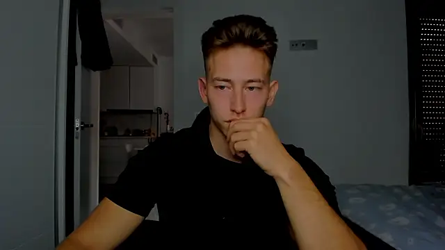 Snapshot of find0m_master chatting on March 2026 03:26:01 PM find0m master online show from March 2026 03:26:01 PM