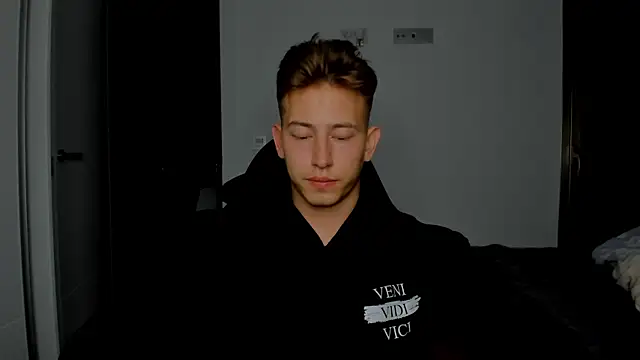 Snapshot of find0m_master chatting on March 2026 10:27:01 PM find0m master online show from March 2026 10:27:01 PM