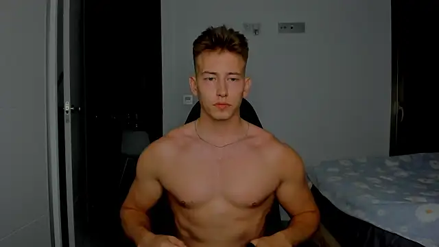 Snapshot of find0m_master chatting on March 2026 07:02:02 PM find0m master online show from March 2026 07:02:02 PM