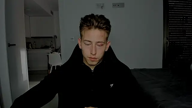 Snapshot of find0m_master chatting on April 2026 04:56:02 PM find0m master online show from April 2026 04:56:02 PM