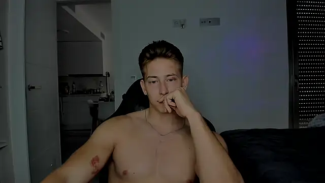 Snapshot of find0m_master chatting on April 2026 04:13:01 PM find0m master online show from April 2026 04:13:01 PM