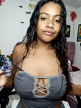 vannesitha25 online show from December 2025 03:42:01 PM