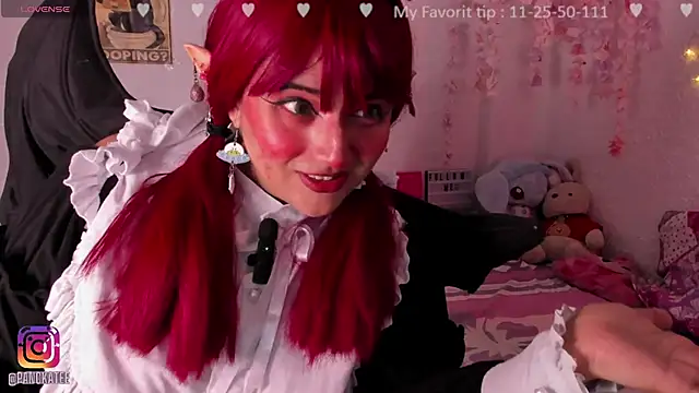 Emilycollei online show from November 2025 03:17:01 AM