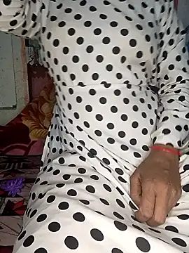 Sexy Riya Bhabhi online show from December 2025 07:14:02 AM