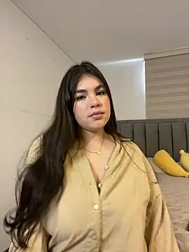 Isabella LaRue online show from January 2026 07:17:02 PM