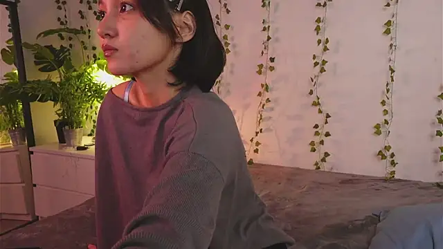 GentleMusee online show from November 2025 03:12:02 PM