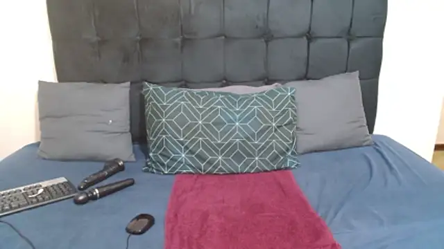 Snapshot of CaramelBootty chatting on January 2026 01:26:01 PM CaramelBootty online show from January 2026 01:26:01 PM