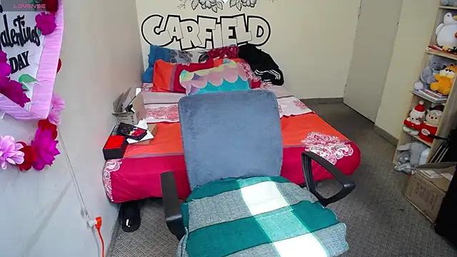 Miss  kendra  online show from February 2026 02:43:01 PM