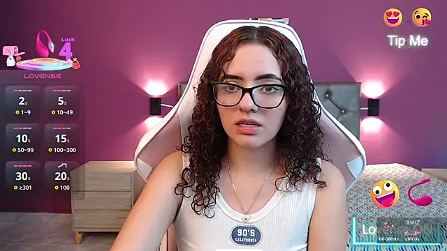 Snapshot of Dulcee_Gaby chatting on April 2026 11:52:01 AM Dulcee Gaby online show from April 2026 11:52:01 AM