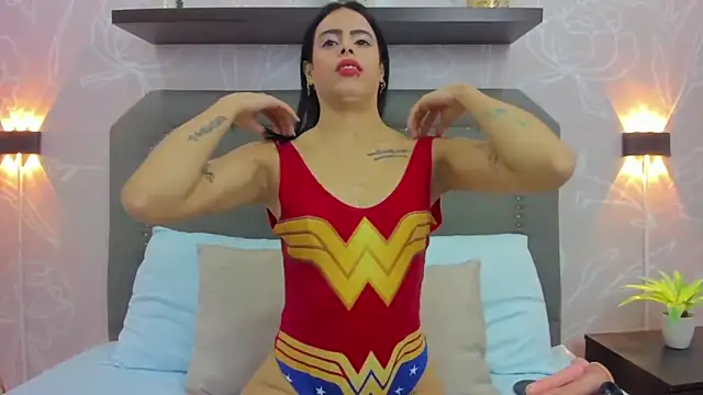 laura maite  online show from November 2025 12:13:01 PM